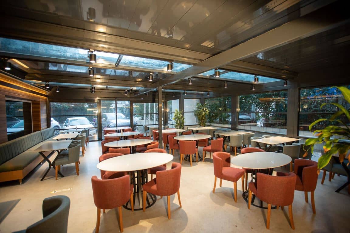 restaurants-breakfast-buffet