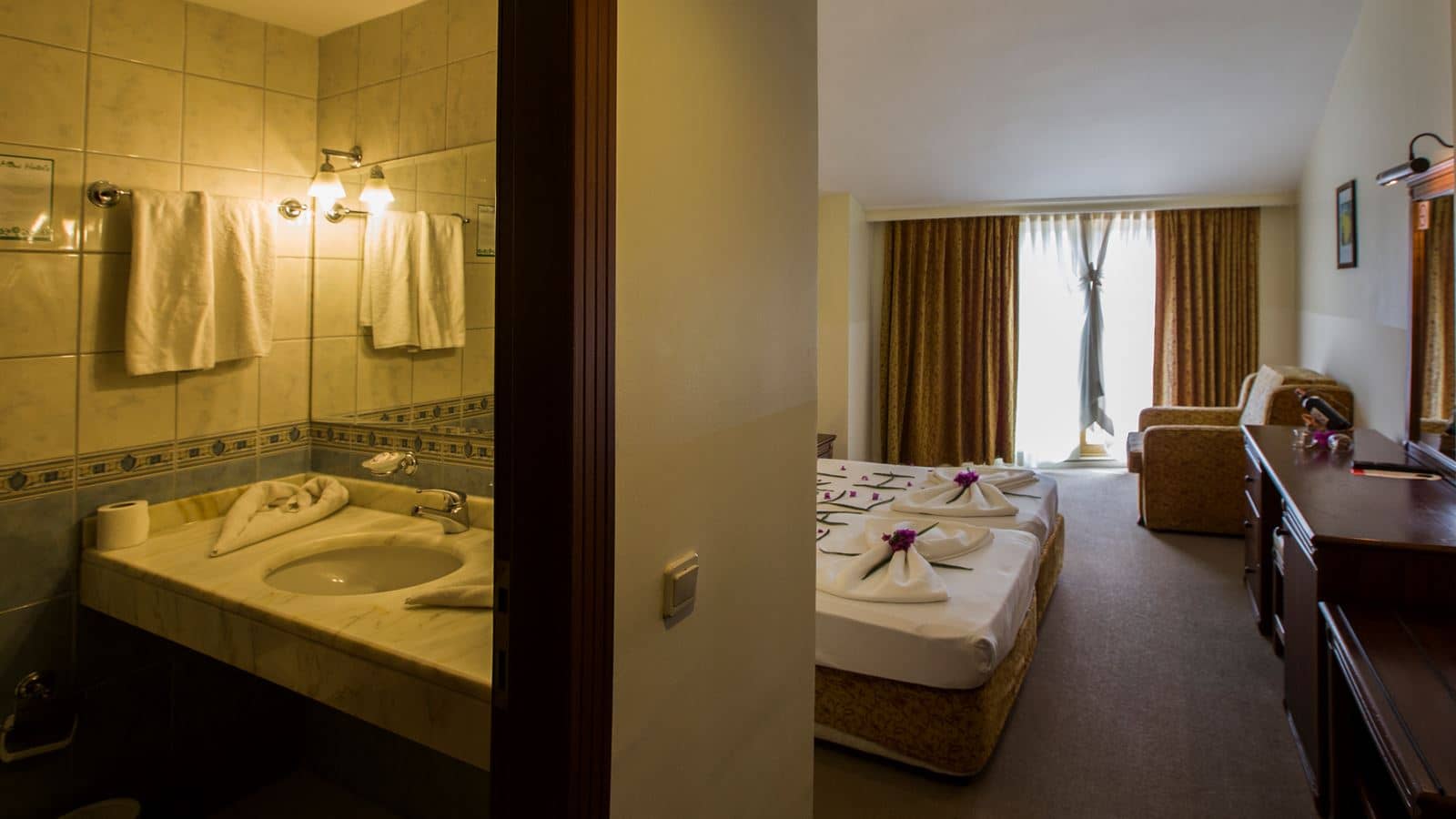 rooms-standard-room