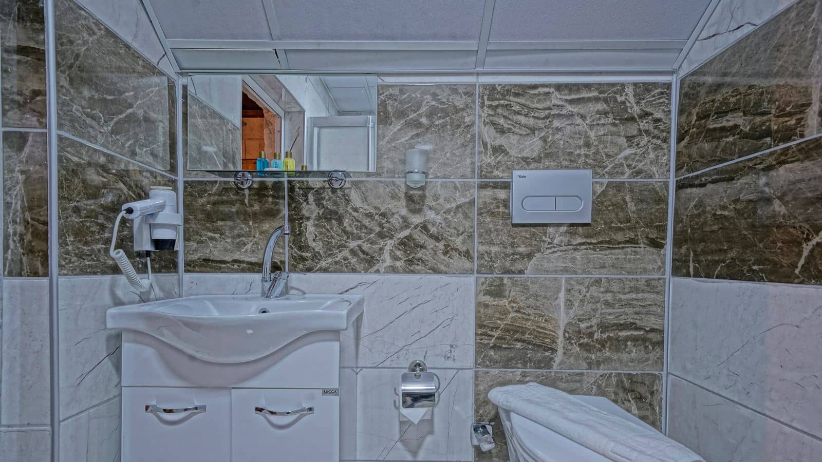 rooms-economy-room