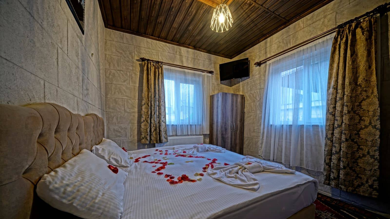 rooms-standard-room