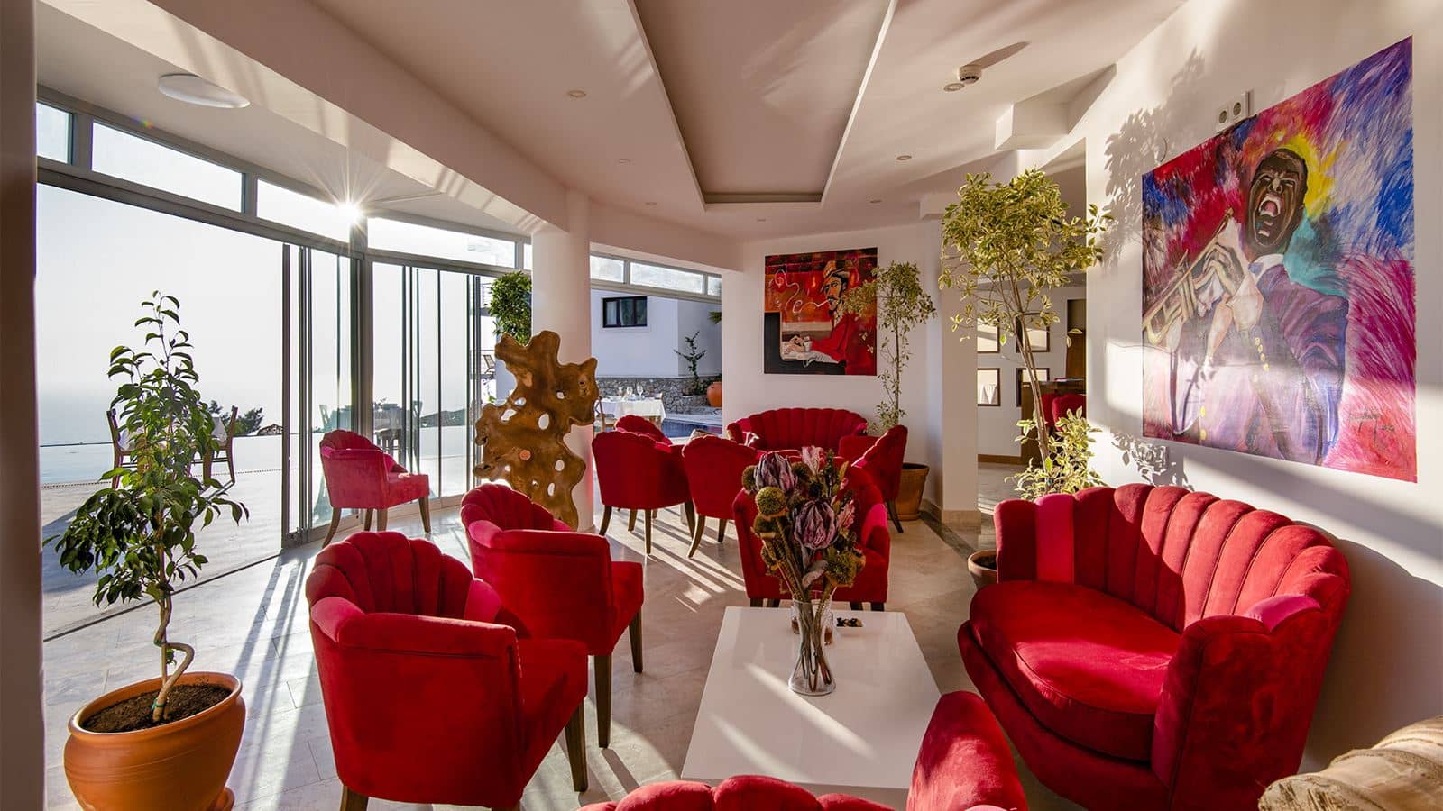 restaurants-at-the-poolside