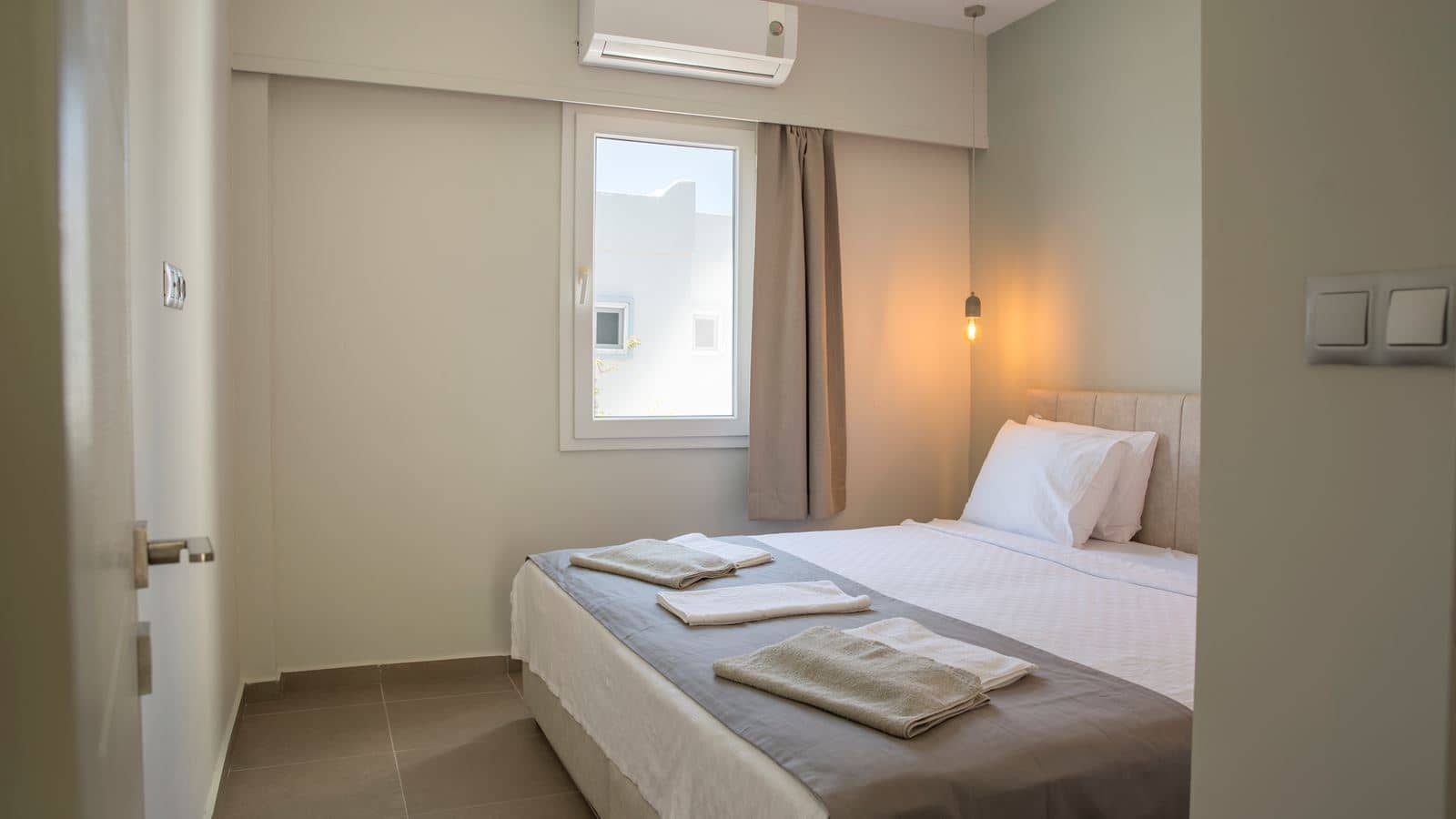 rooms-standard-triple-room