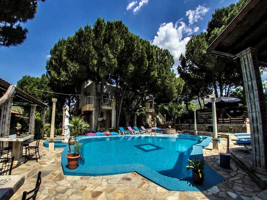 pools-outdoor-pool