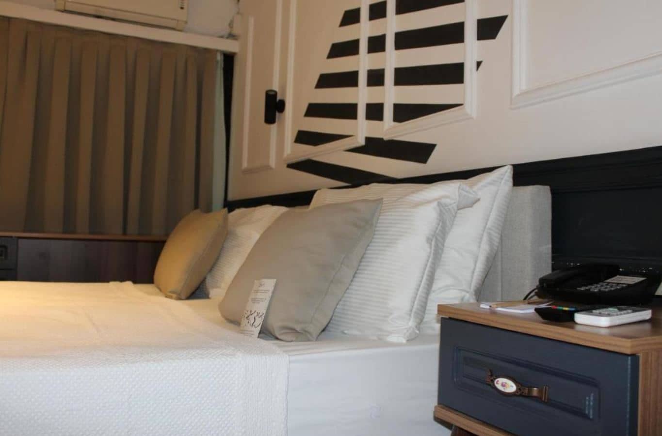 rooms-standard-room