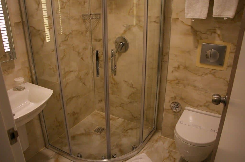 rooms-standard-room