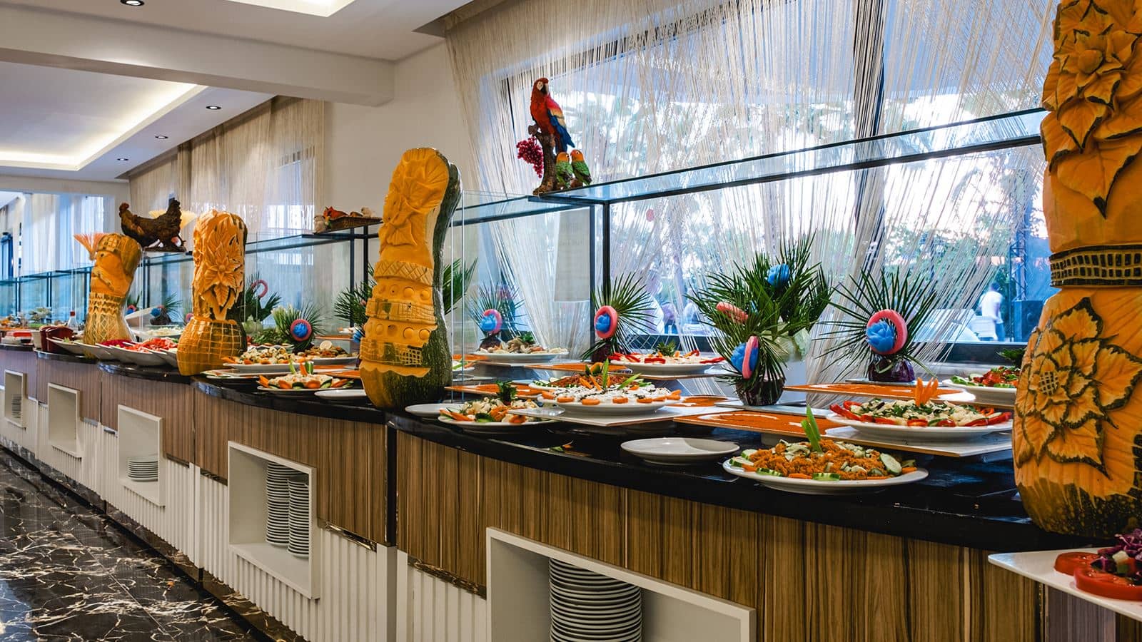 restaurants-restaurant