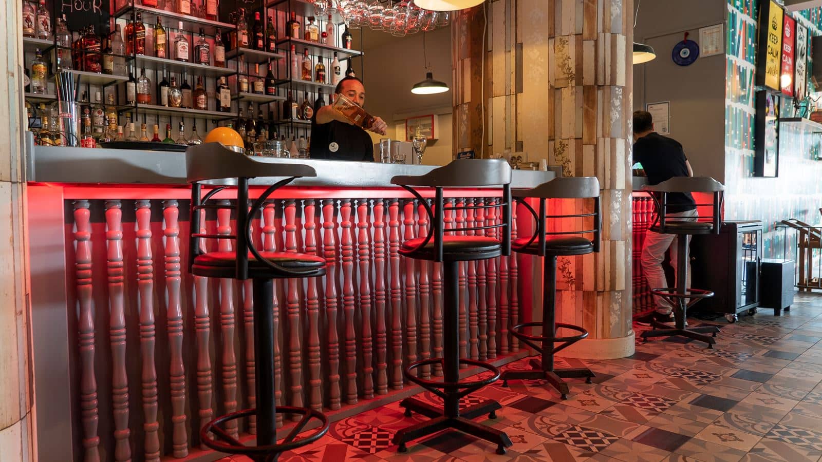 restaurants-