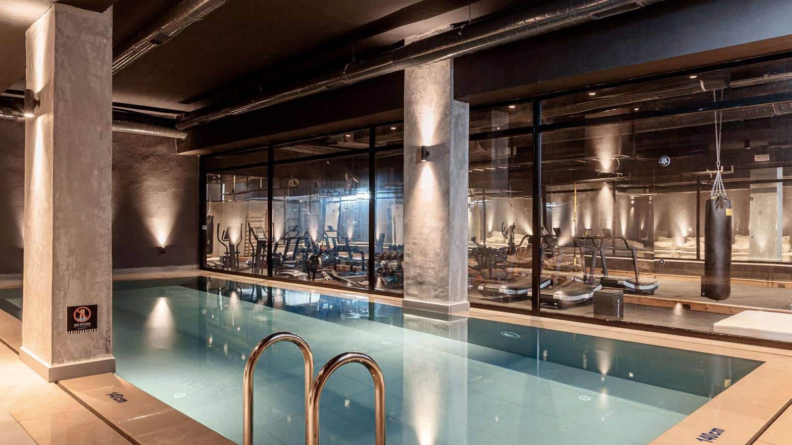 pools-indoor-pool