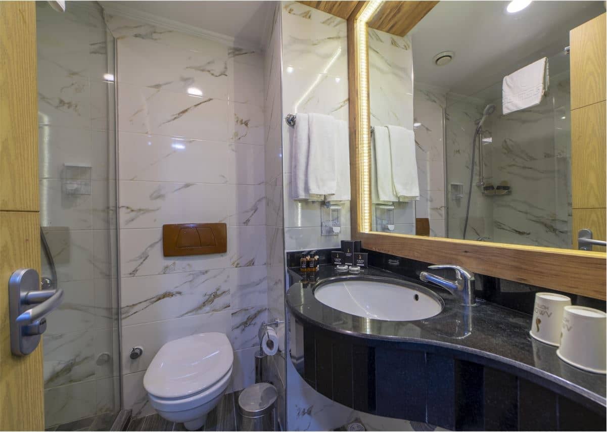 rooms-ladies-standard-room
