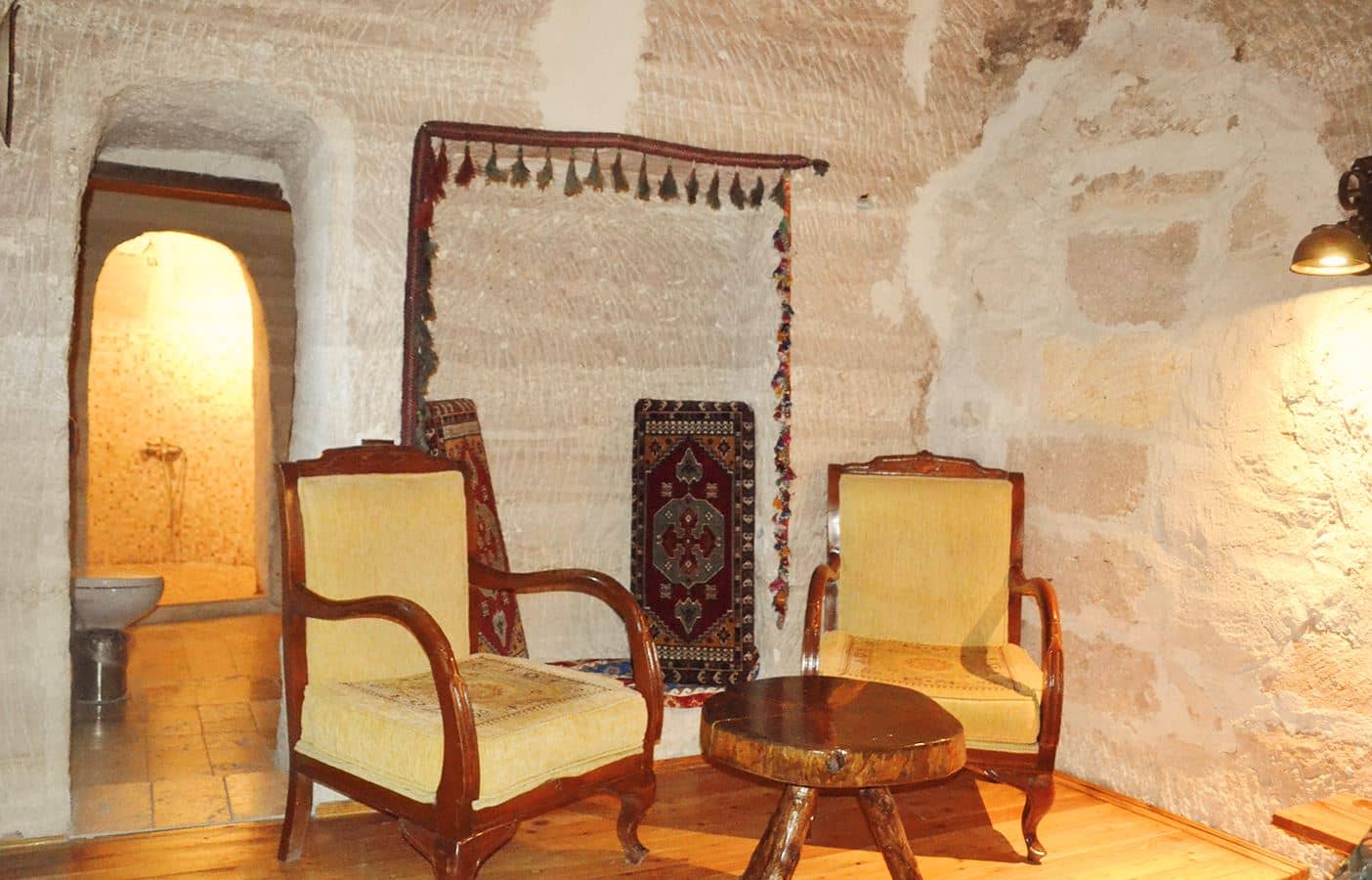 rooms-cave-room