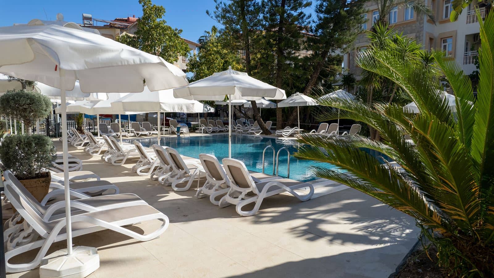 pools-outdoor-pool