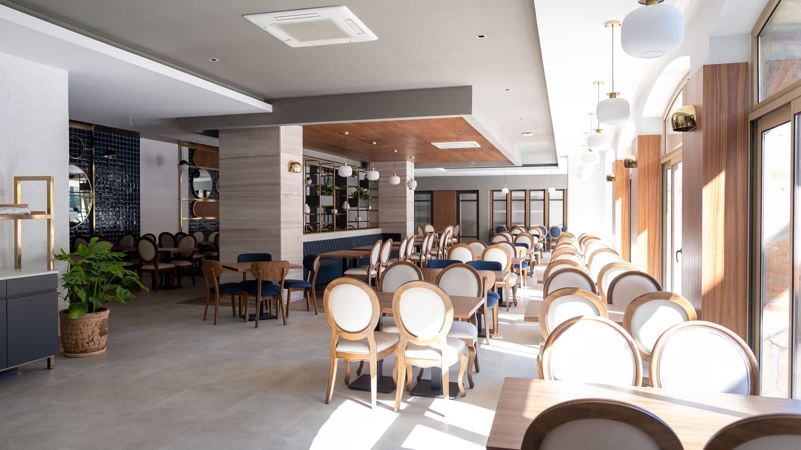 restaurants-restaurant