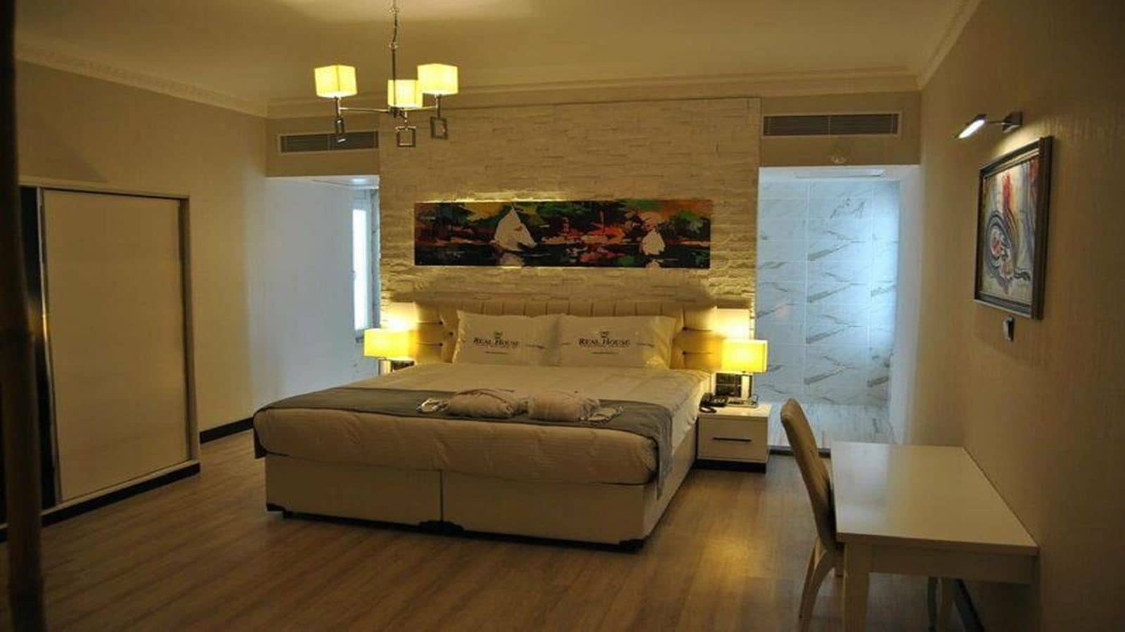 rooms-standart-room