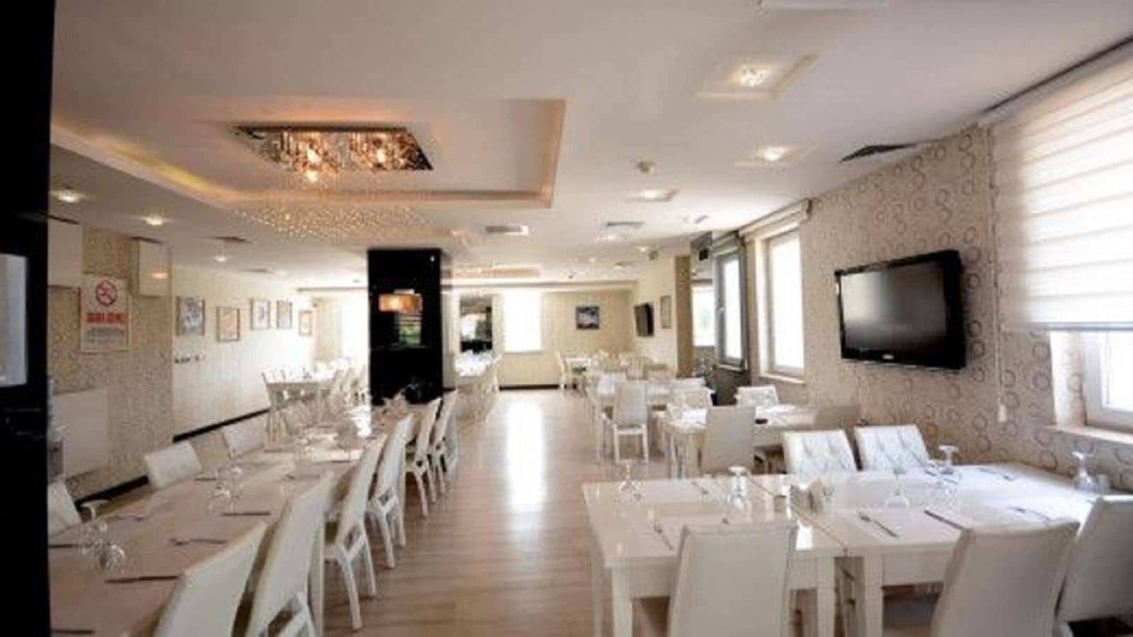 restaurants-ana--restuarant