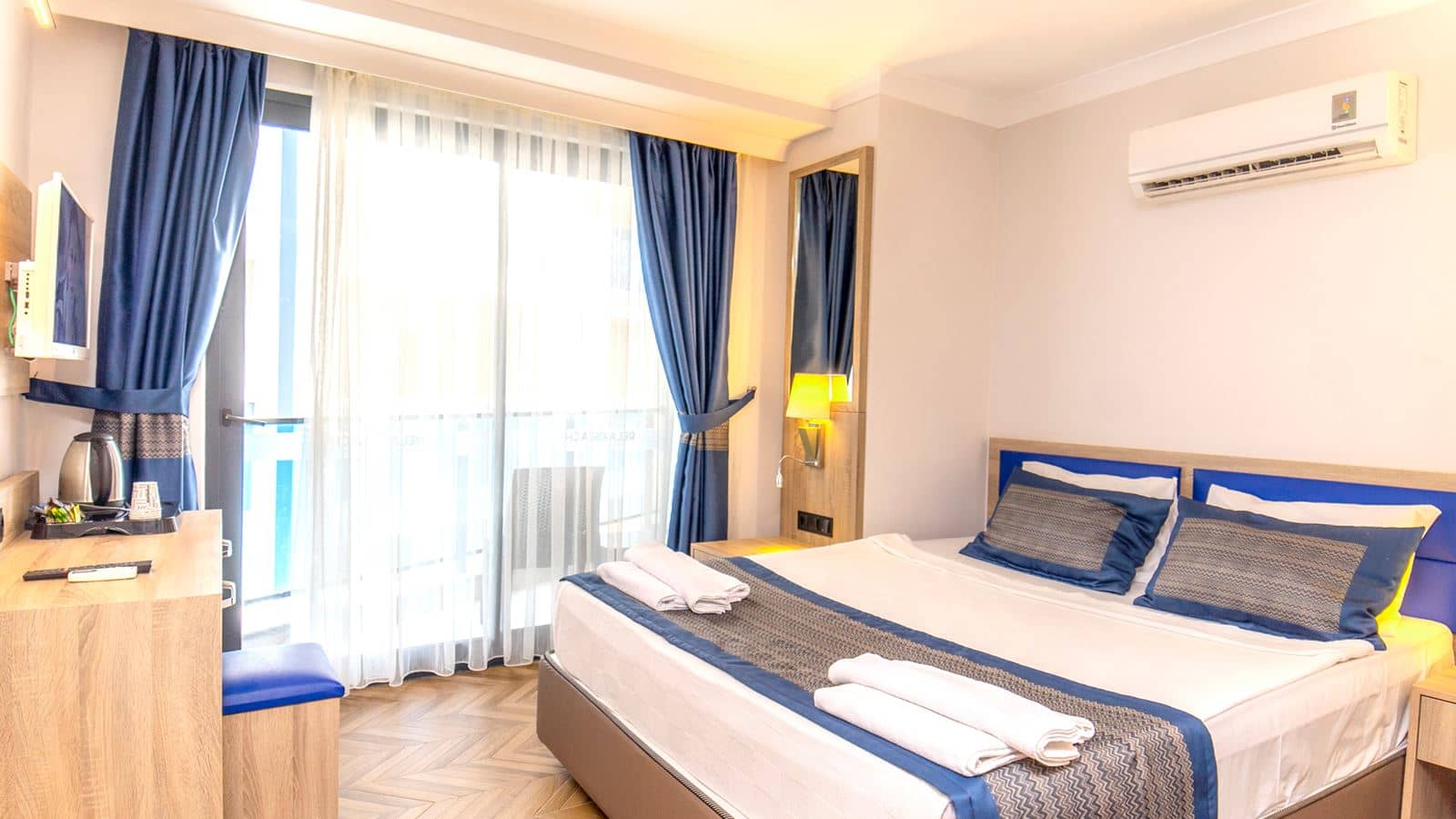 rooms-standard-room
