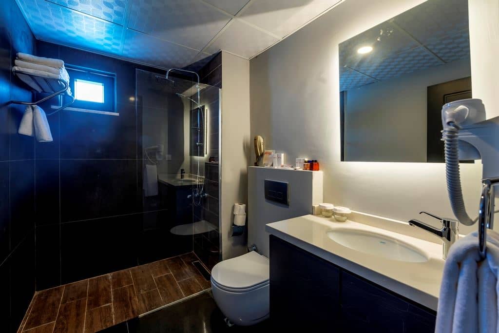 rooms-corner-room