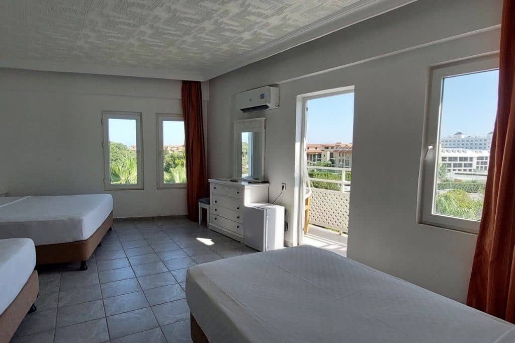rooms-corner-room