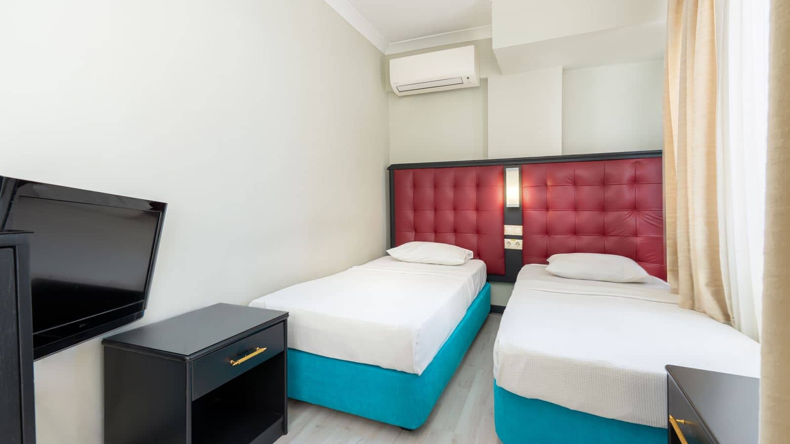 rooms-standard-room