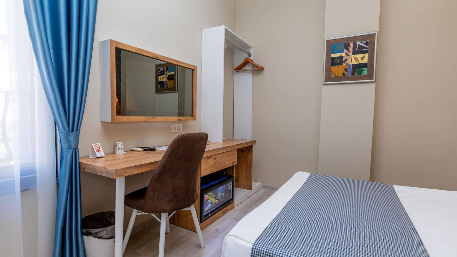 rooms-eco-room