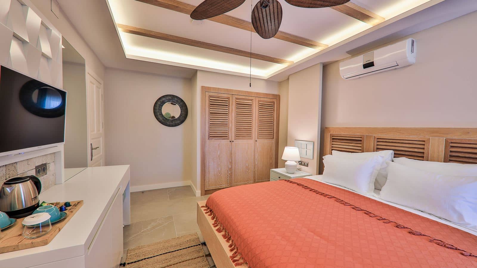 rooms-classic-room