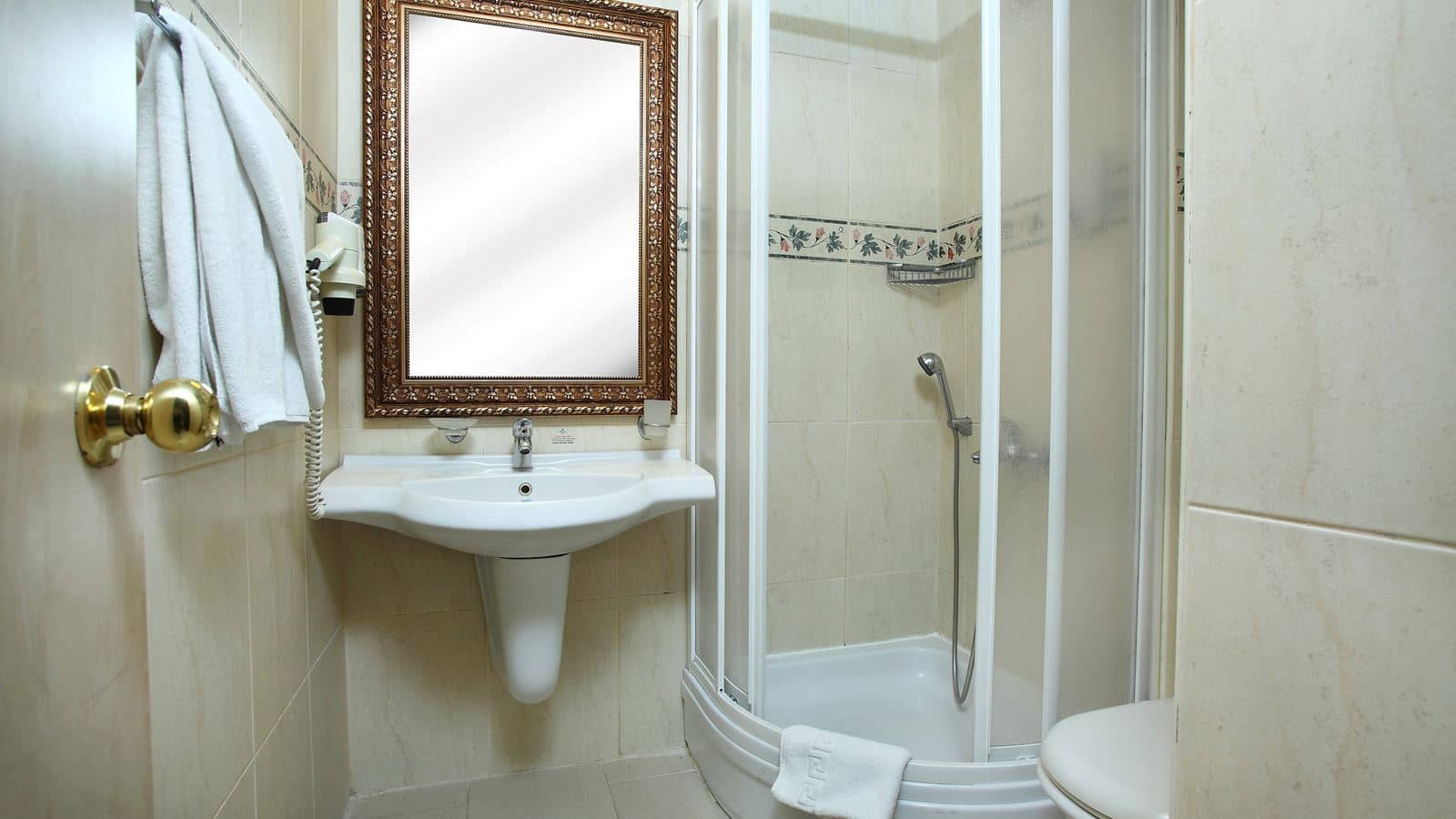 rooms-standard-room