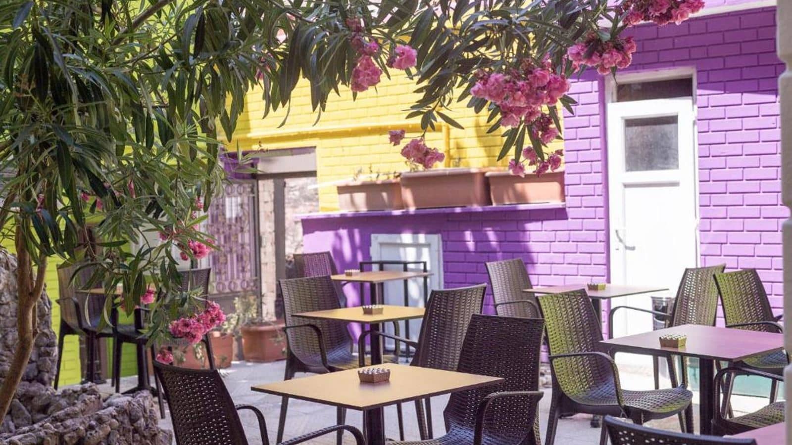 restaurants-restaurants