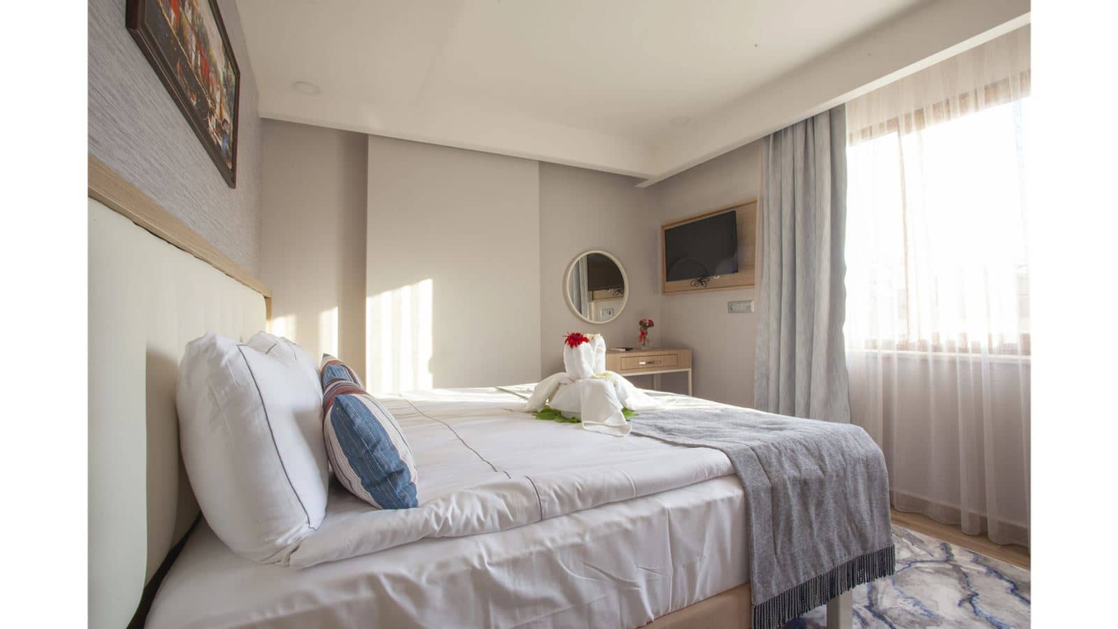 rooms-standard-room-double-or-twin-bed