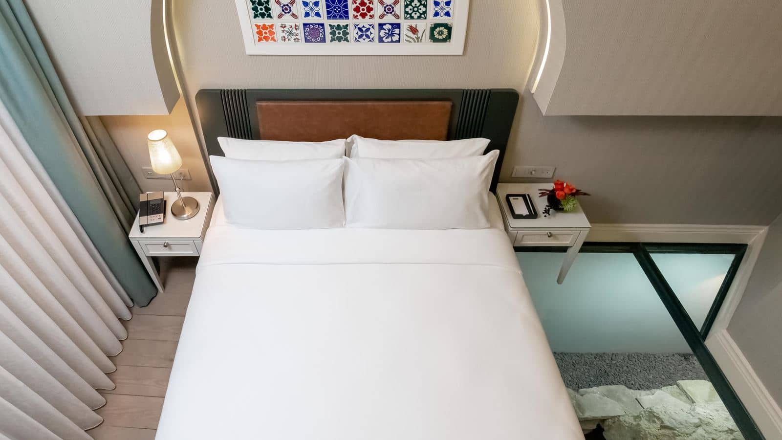 rooms-byzantium-superior-room