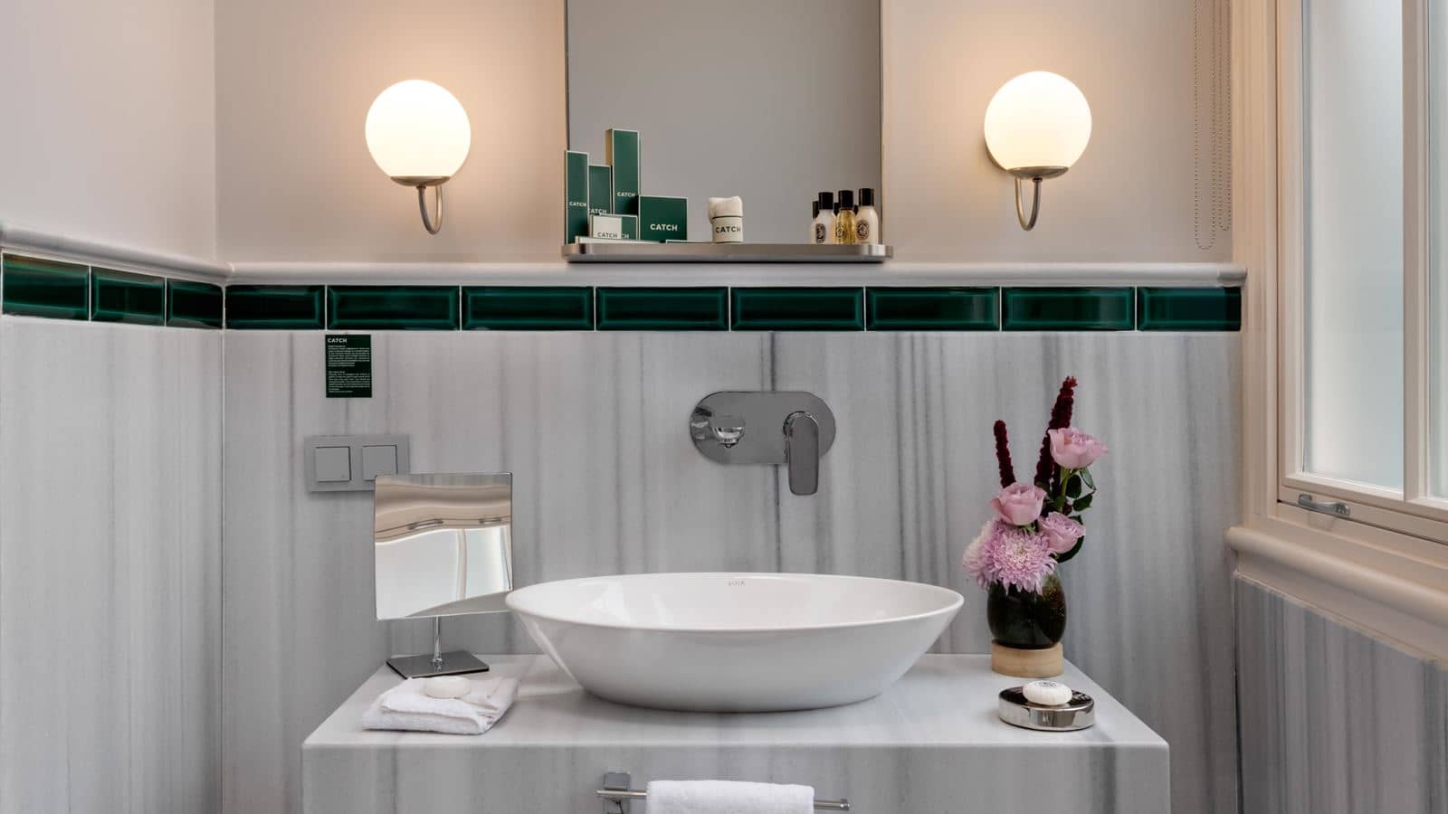 rooms-senior-suite
