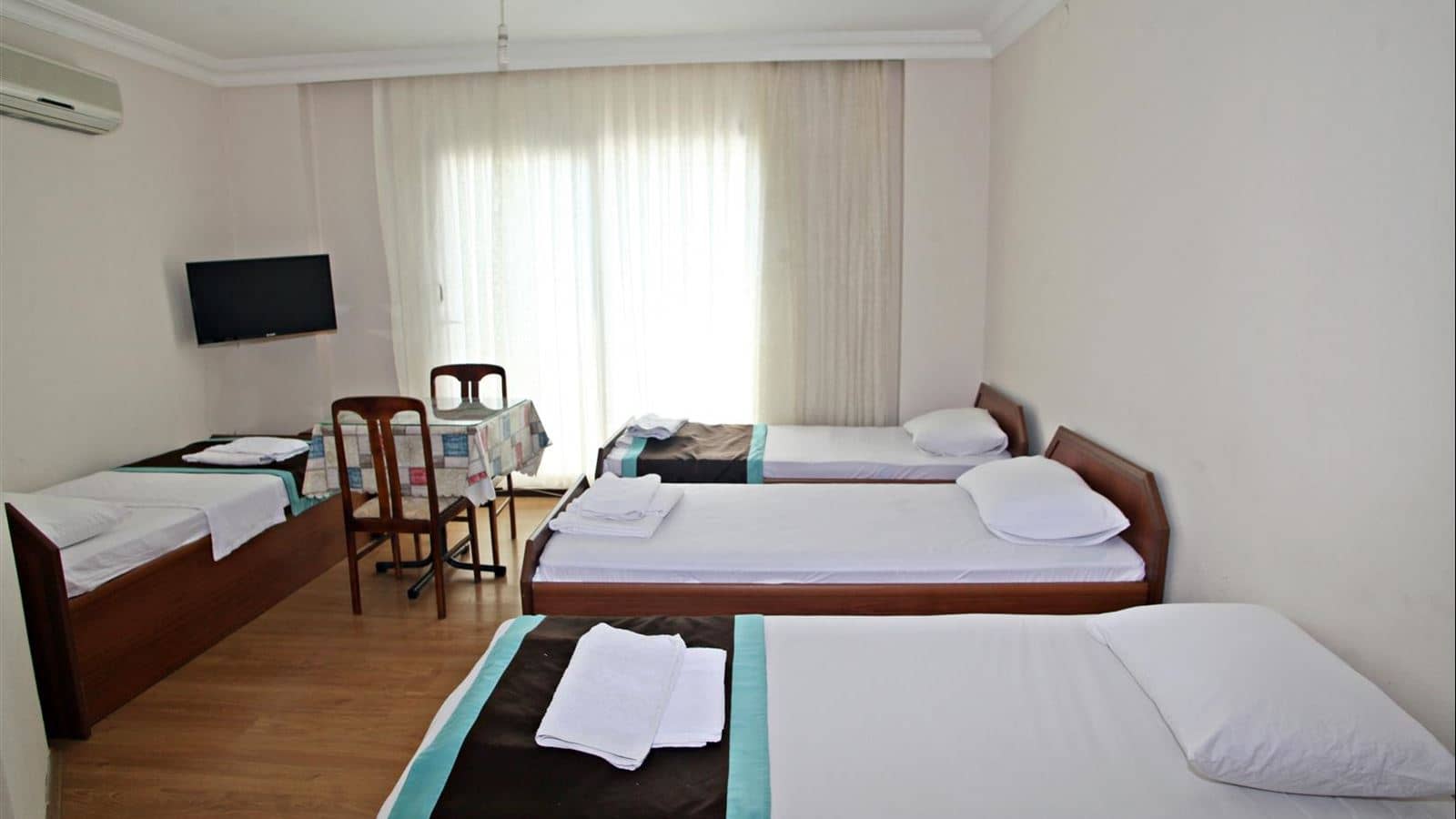 rooms-standard-double-or-twin-room