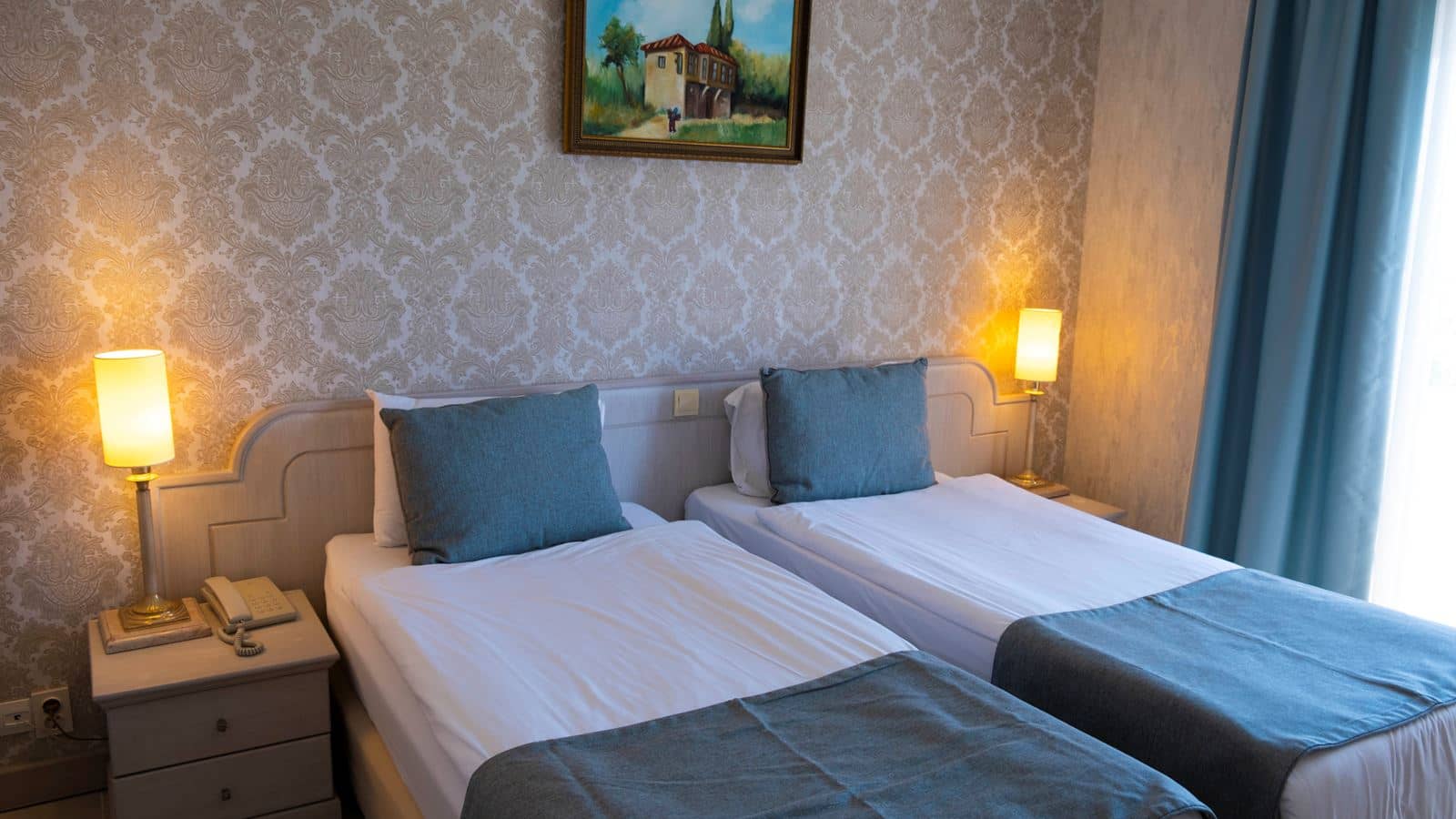 rooms-standard-room