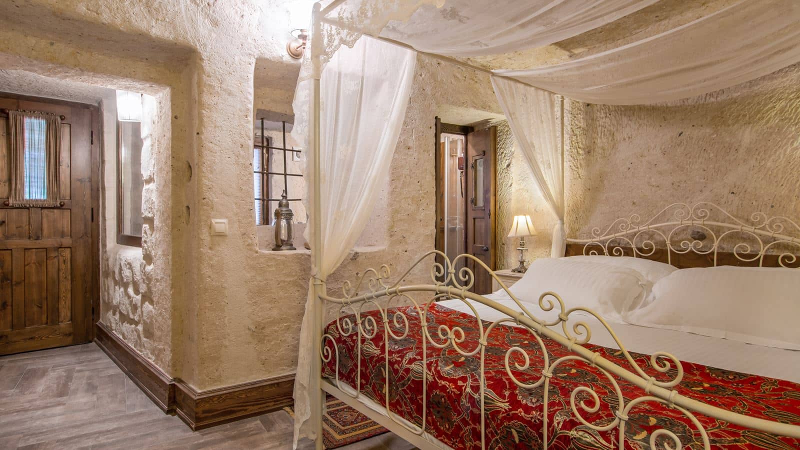 rooms-superior-cave