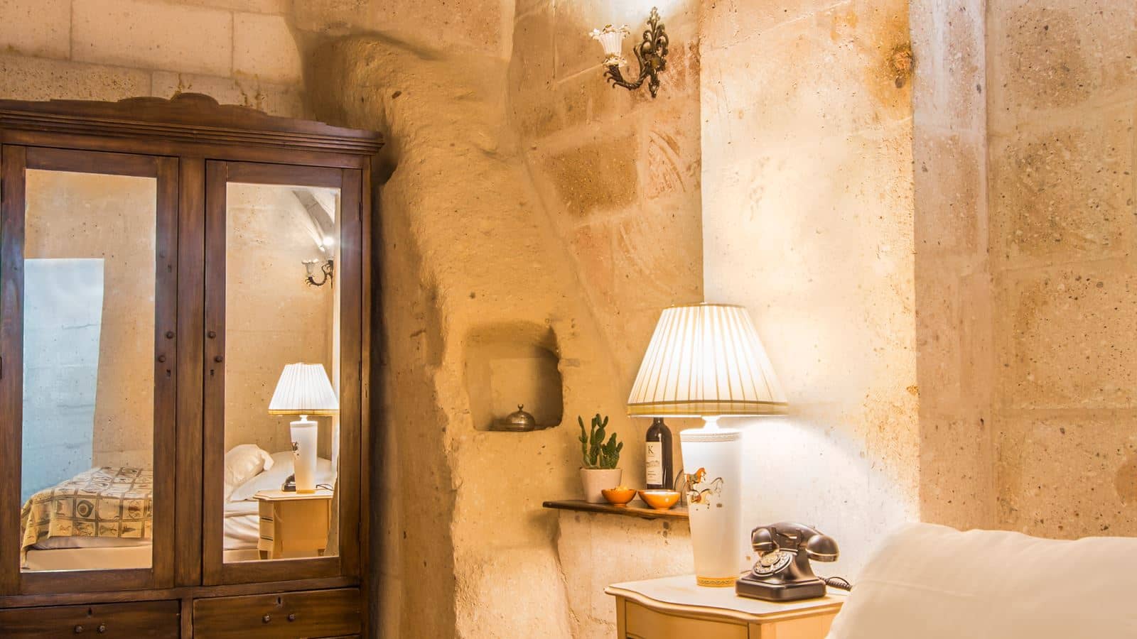 rooms-superior-cave