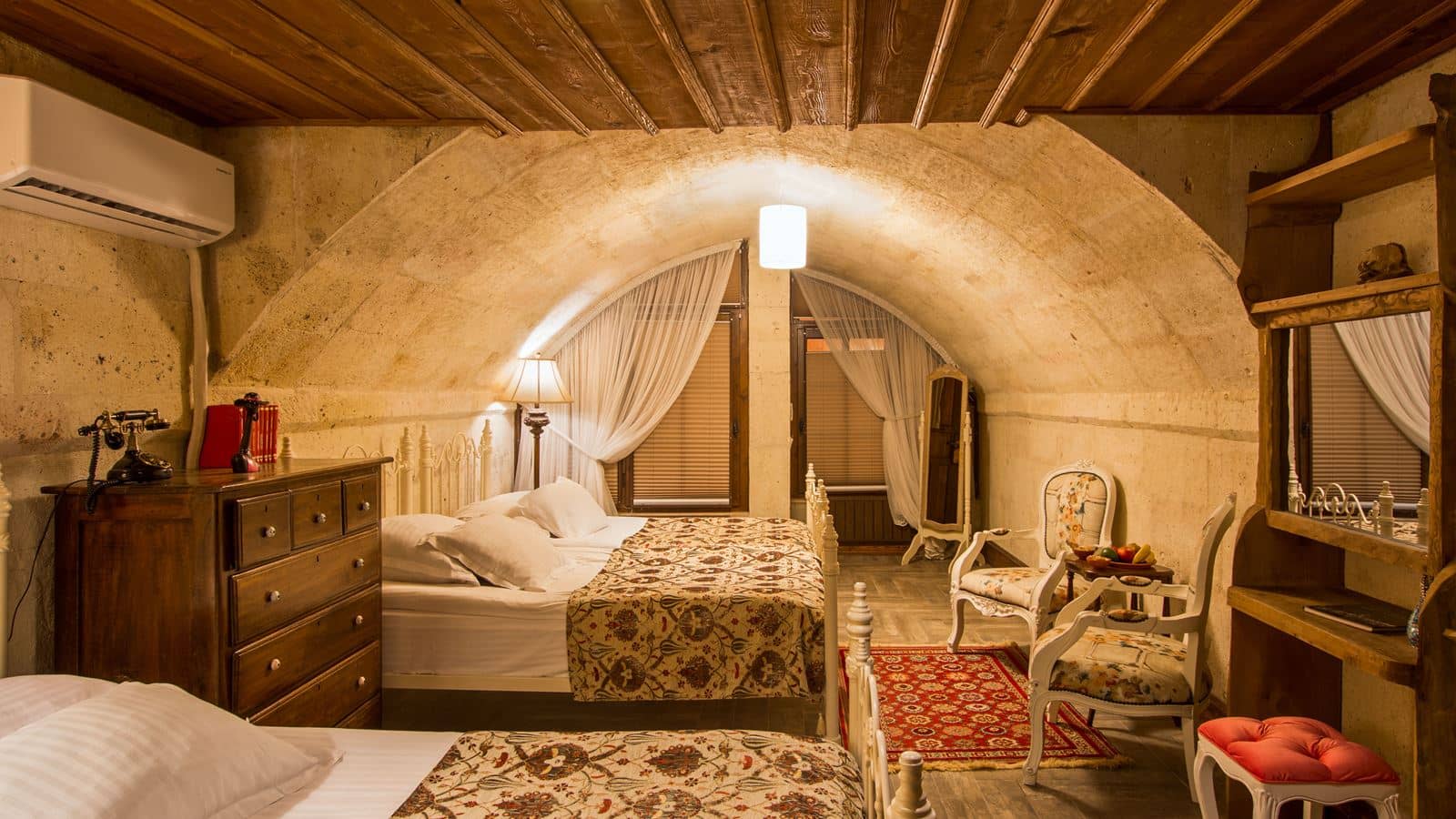rooms-deluxe-stone