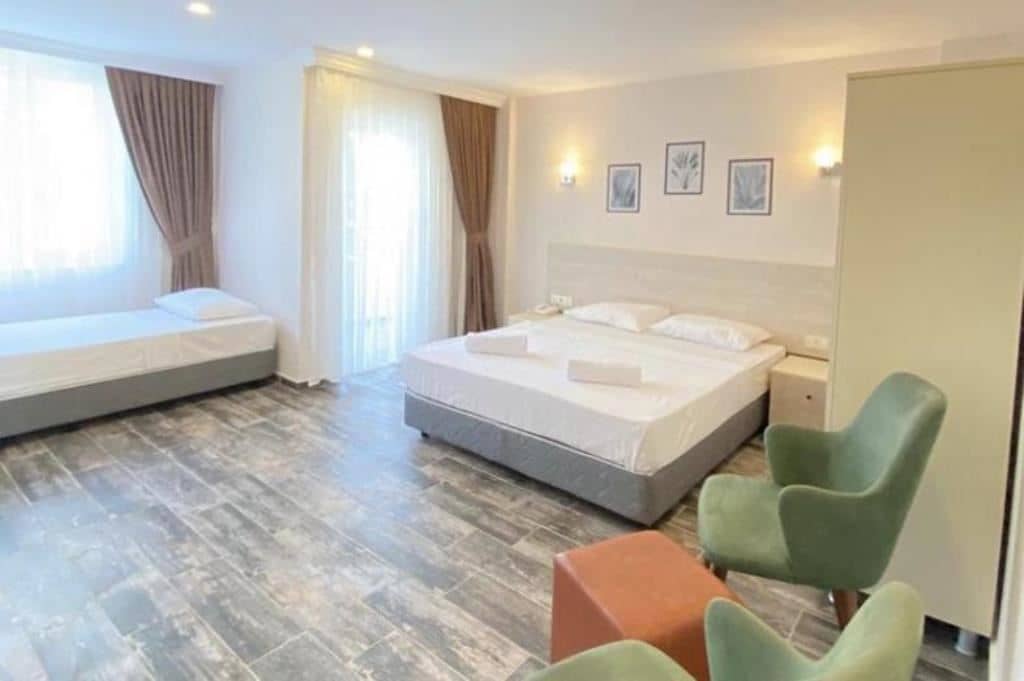 rooms-family-room