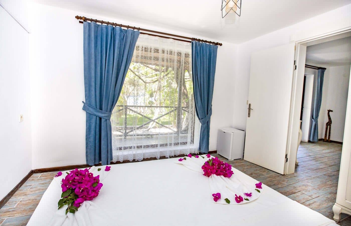 rooms-family-room
