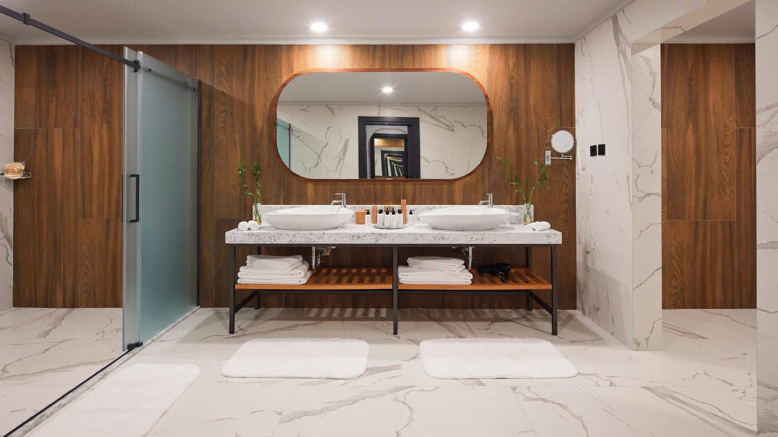 rooms-unique-suite