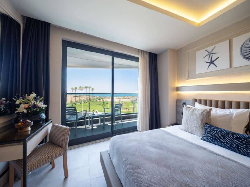 rooms-family-room