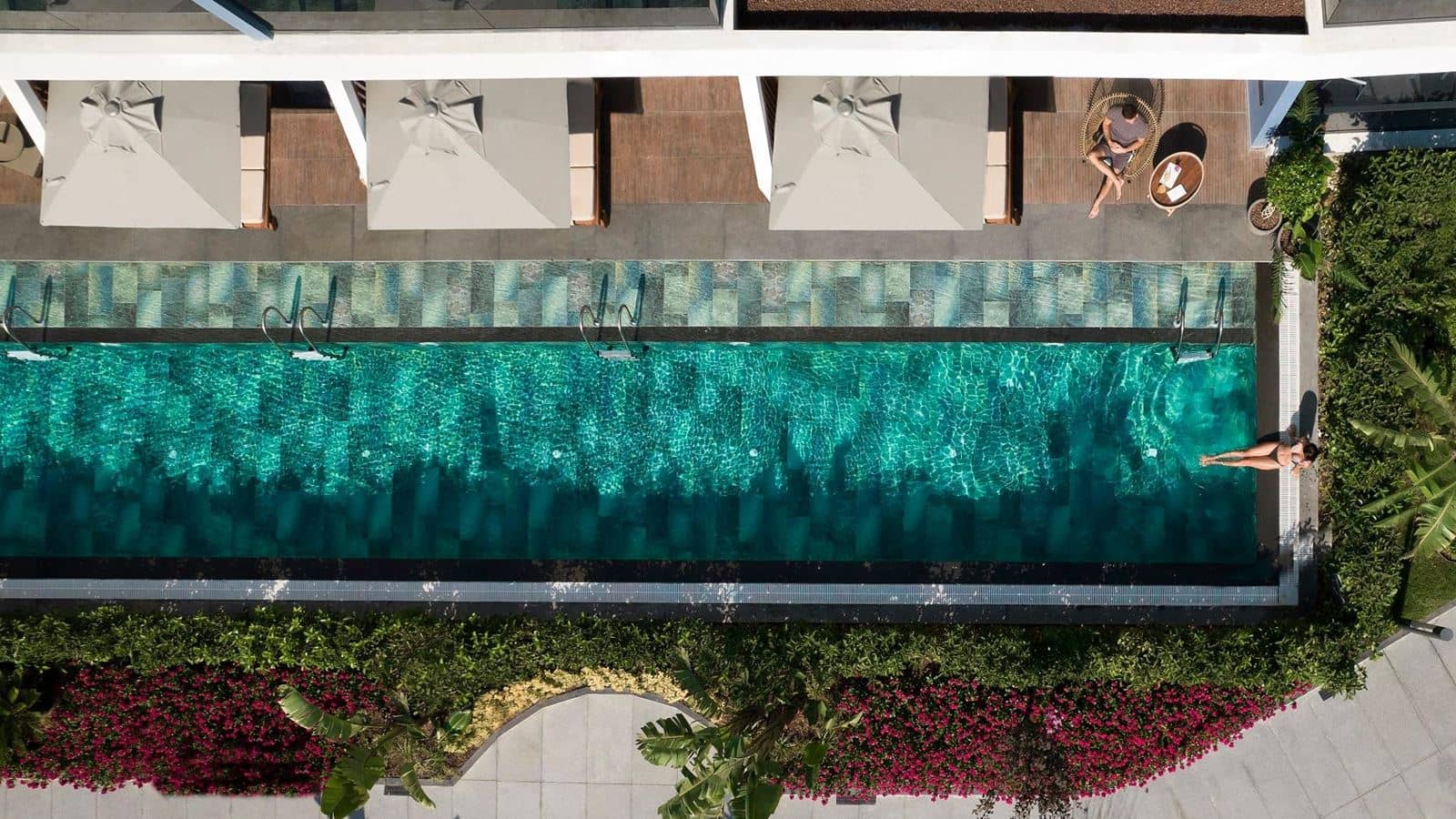 rooms-lagoon-swim-up