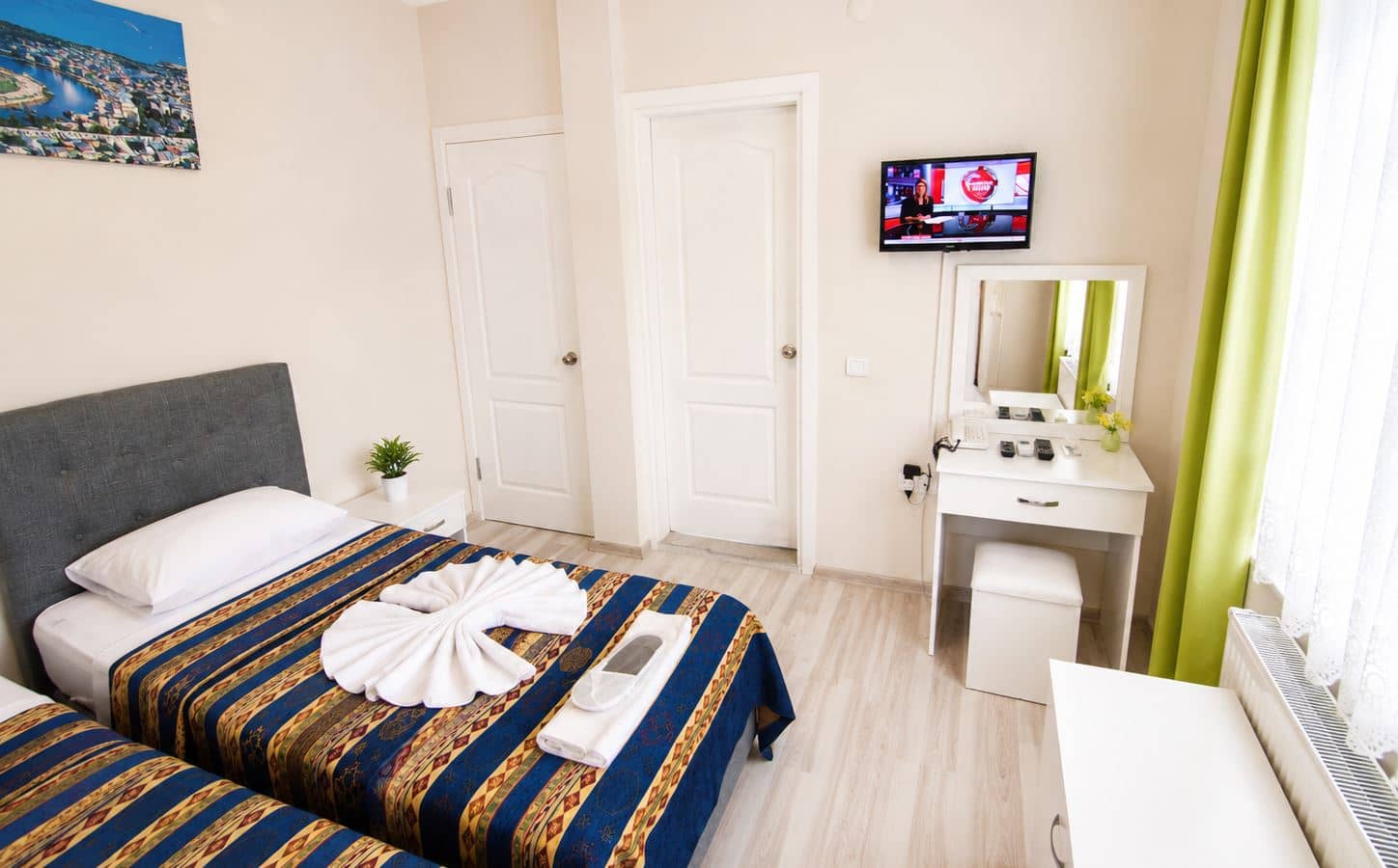 rooms-standard-twin-room
