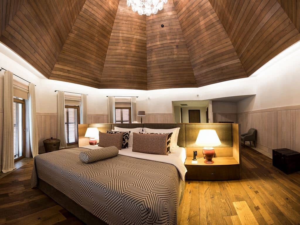 rooms-suite-room