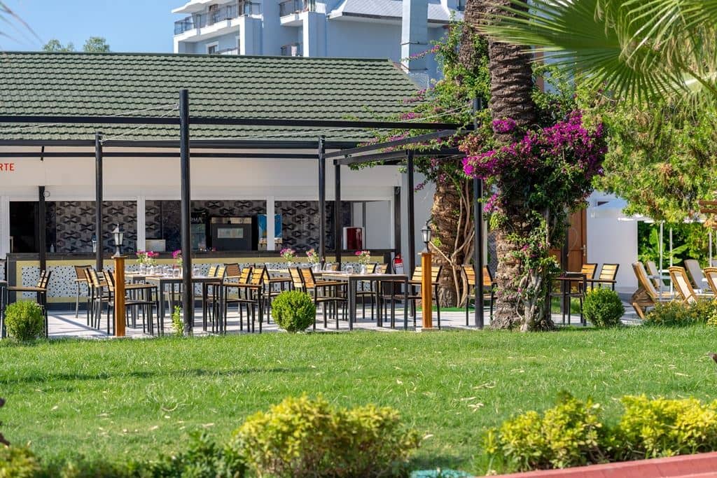 restaurants-sea-side-snack