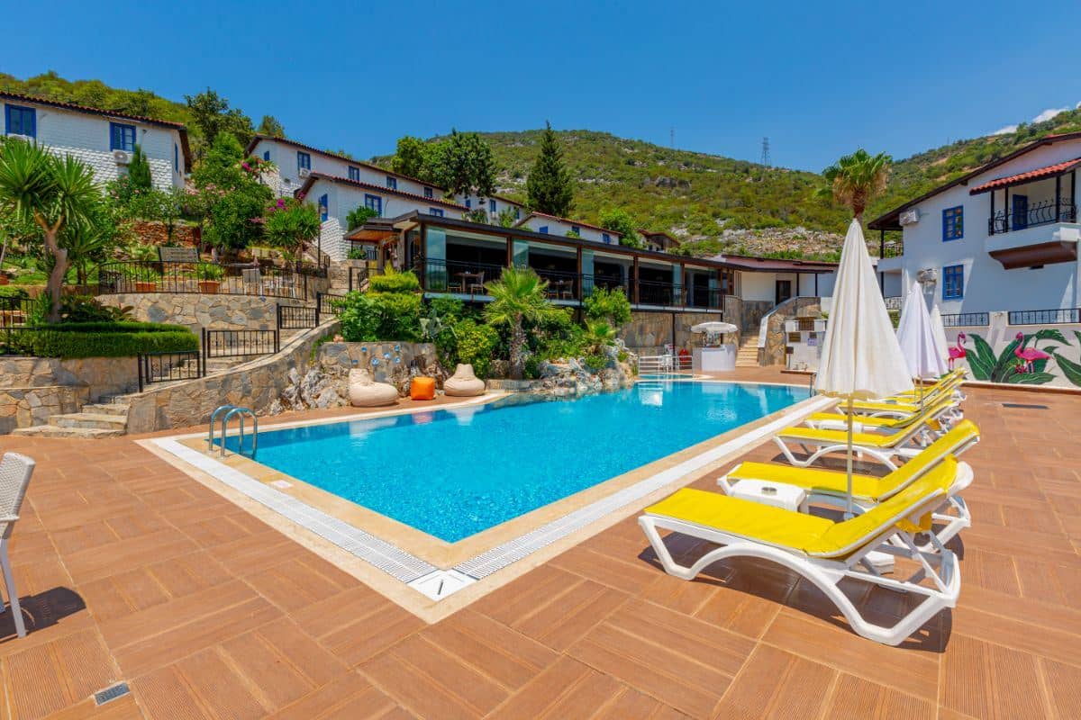 pools-outdoor-pool