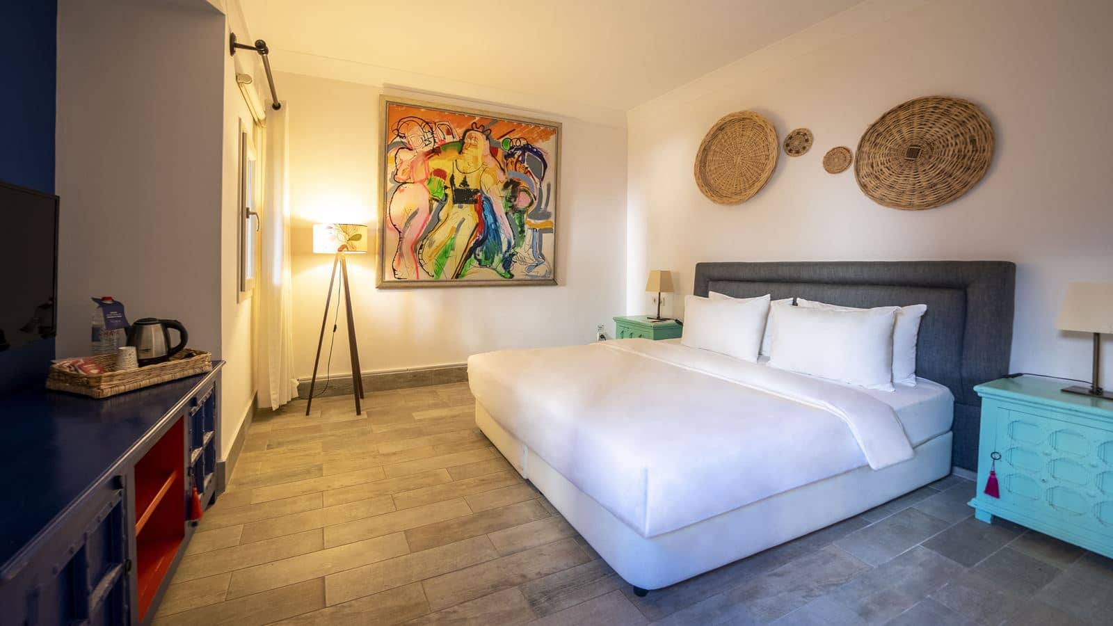 rooms-superior-suit