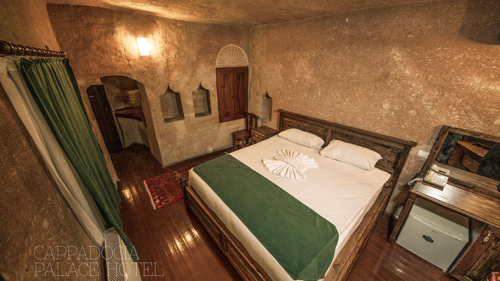 rooms-cave-room