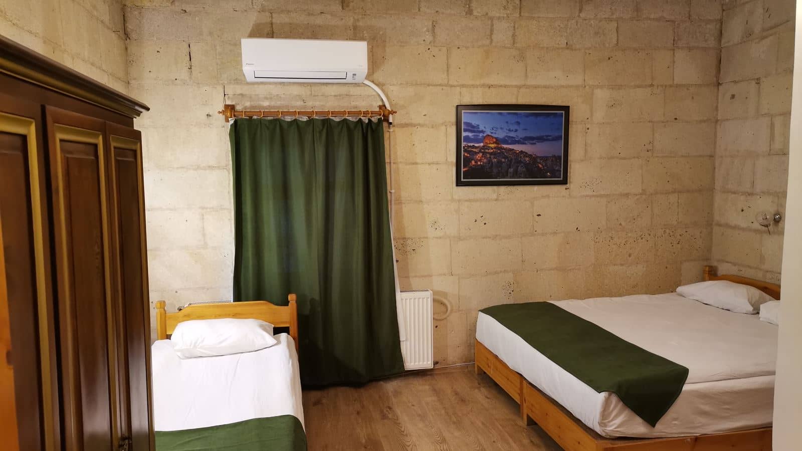rooms-standard-room
