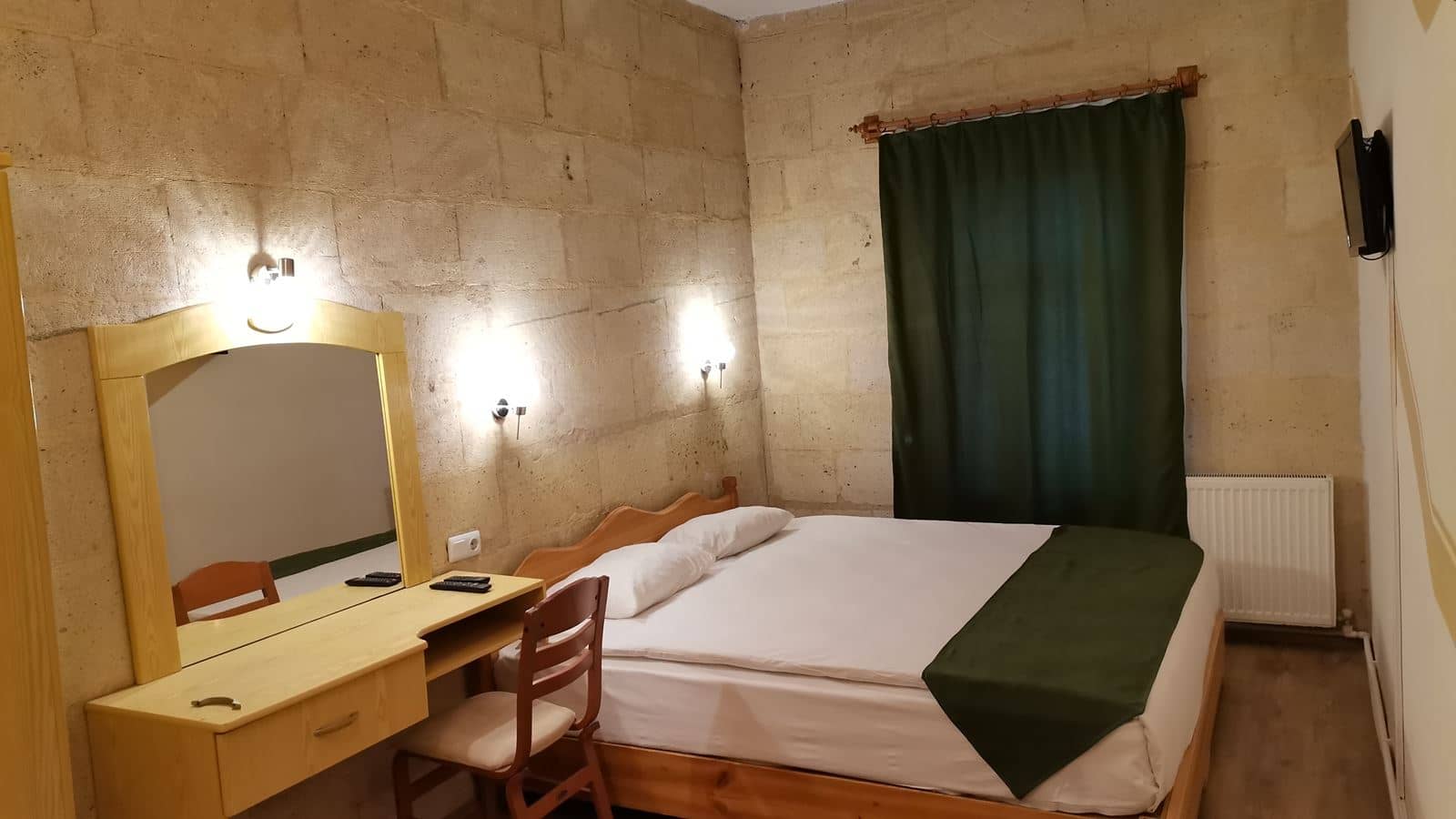 rooms-standard-room