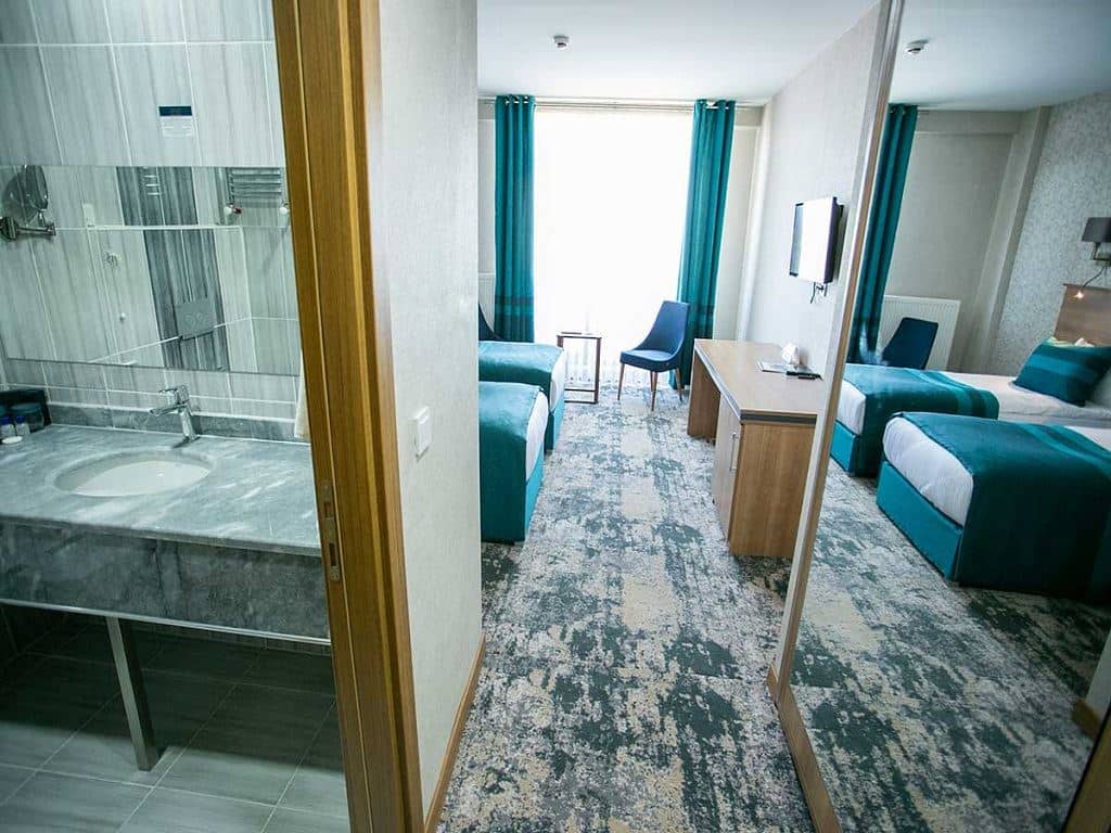 rooms-standard-room