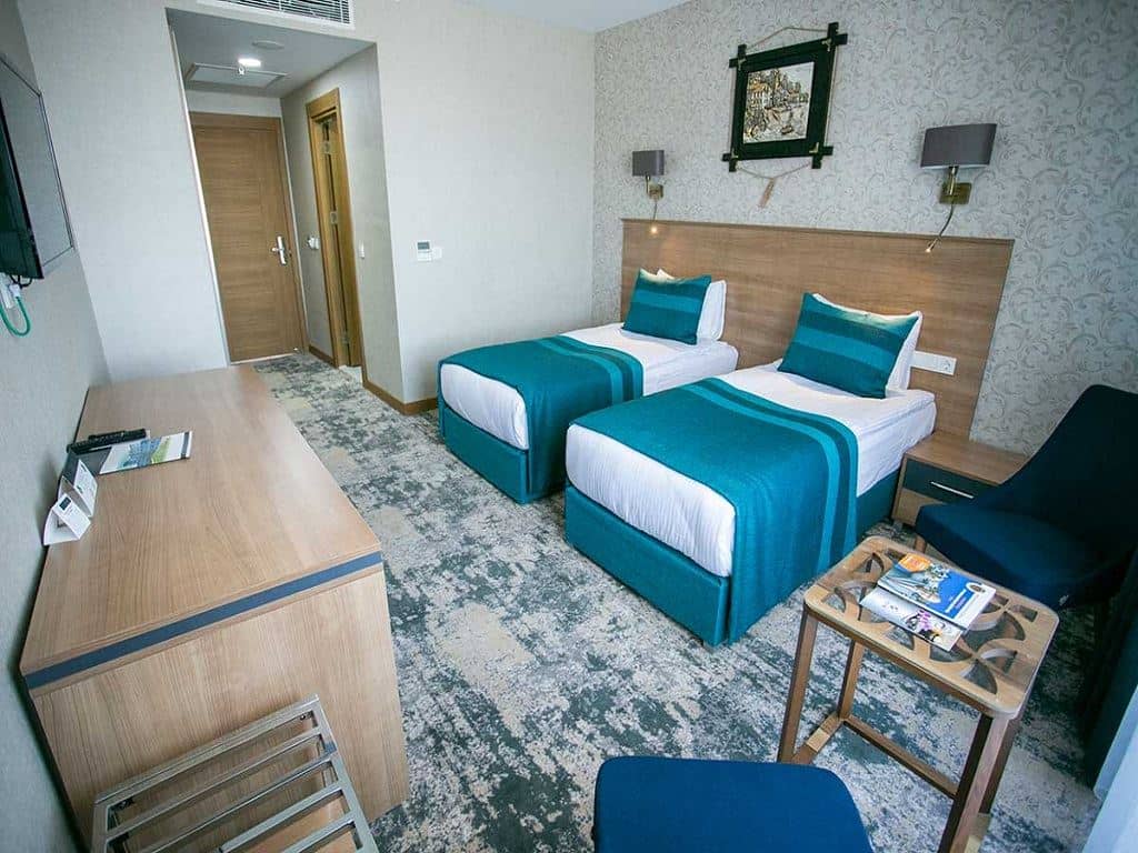 rooms-standard-room