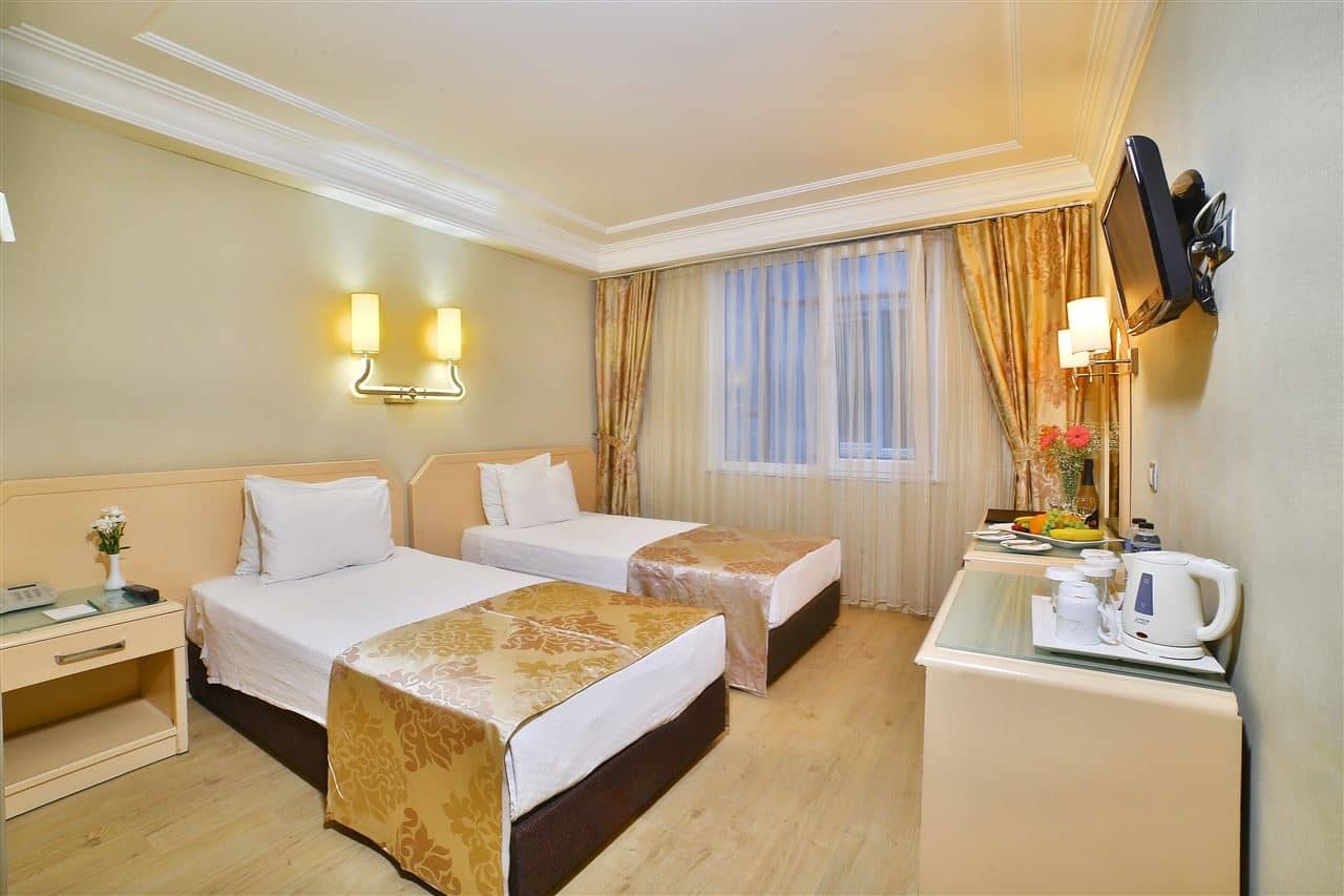 rooms-standard-room